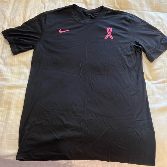 nike men's breast cancer apparel